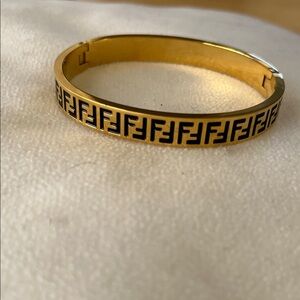 Elegant fashion “F” Gold Bangle Bracelet F for family or friend! NWOT